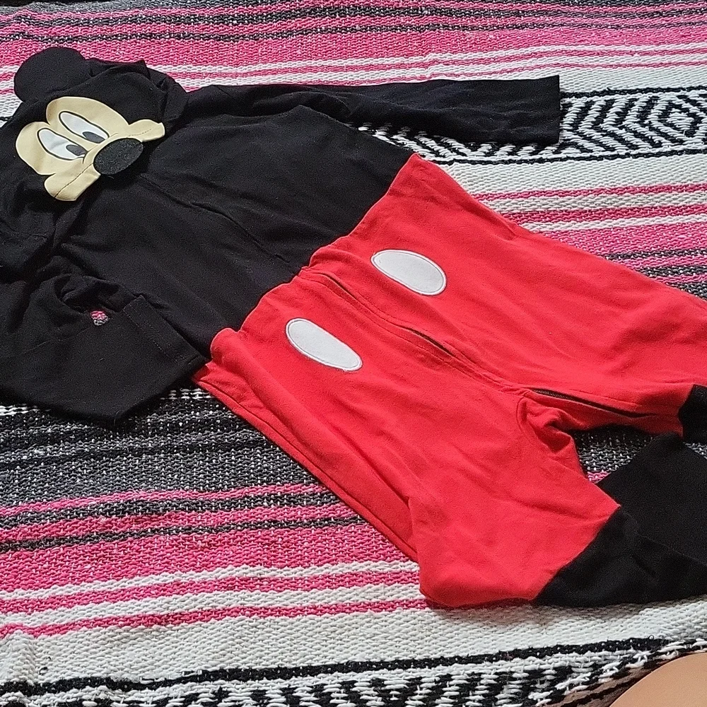 ❤️5for25 Mickey Mouse one piece outfit